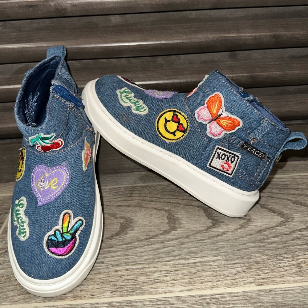 Steve Madden Girls Patch Sneakers